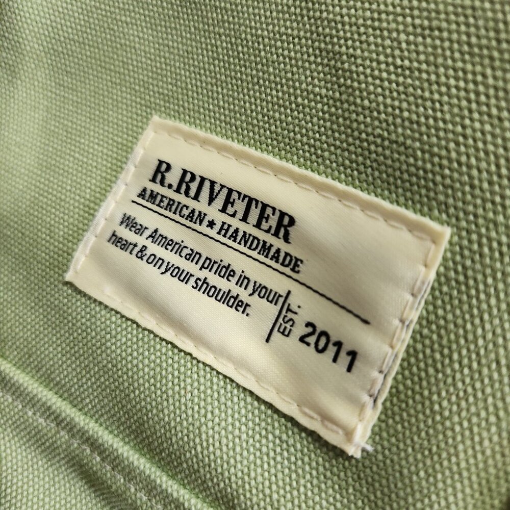 R. Riveter Large travel tote NWT - Picture 3 of 4